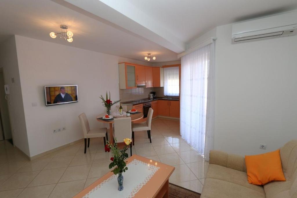 Guesthouse เมดูลิน ภายนอก รูปภาพ